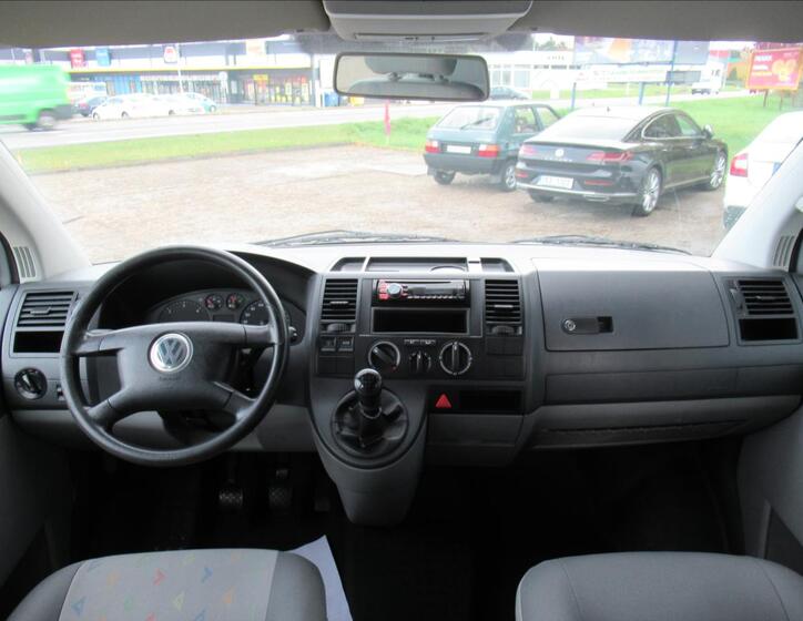 Volkswagen Transporter 9