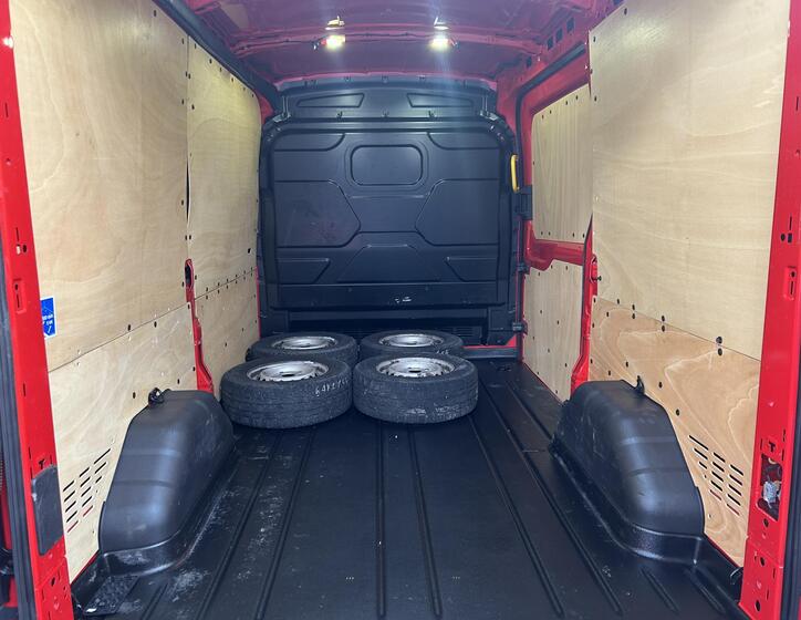 Ford Transit 53