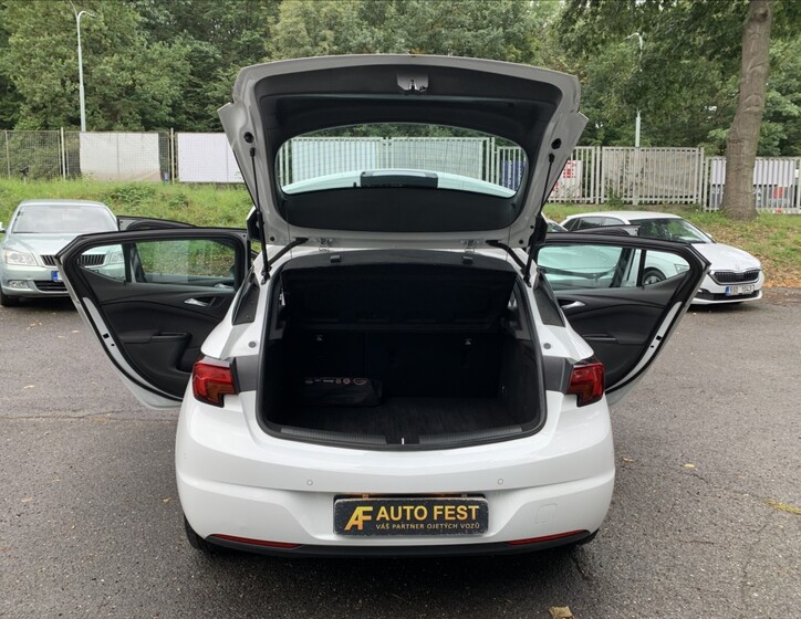 Opel Astra 18
