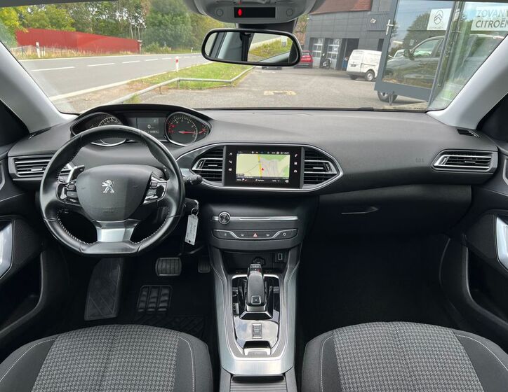 Peugeot 308 3