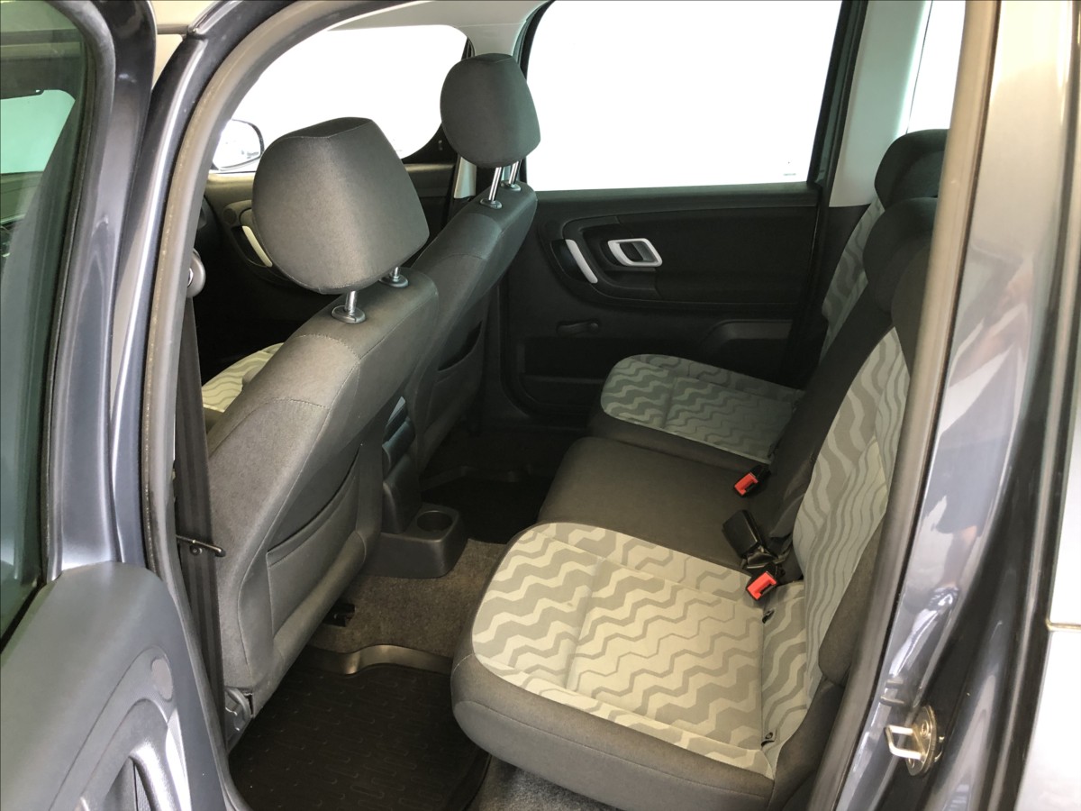 Škoda Roomster
