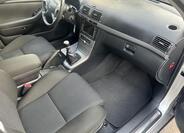Toyota Avensis 43