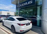 Lexus ES 300h 3