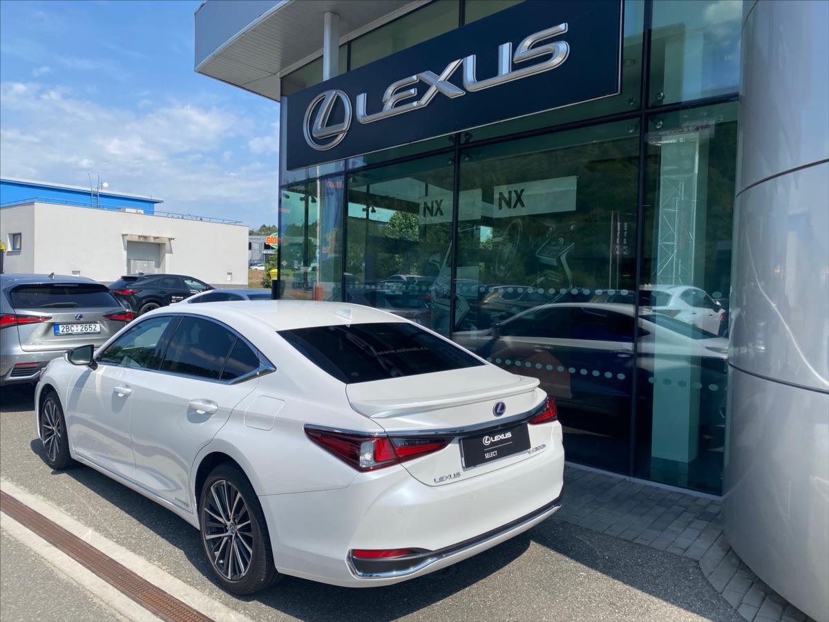 Lexus ES 300h