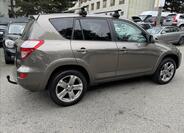 Toyota RAV4 12