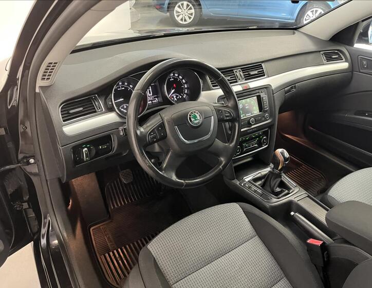 Škoda Superb 6