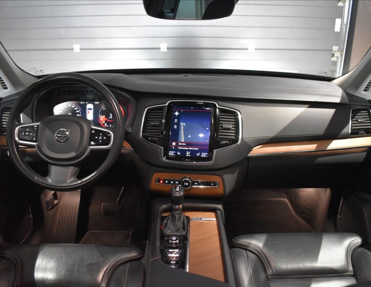 Volvo XC90 15