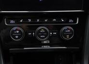 Volkswagen Golf 27