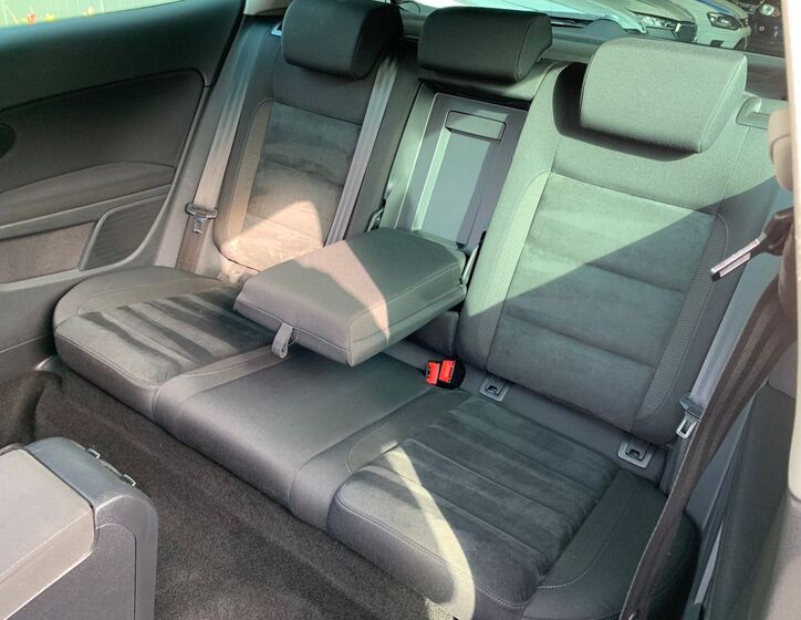 Volkswagen Golf 17