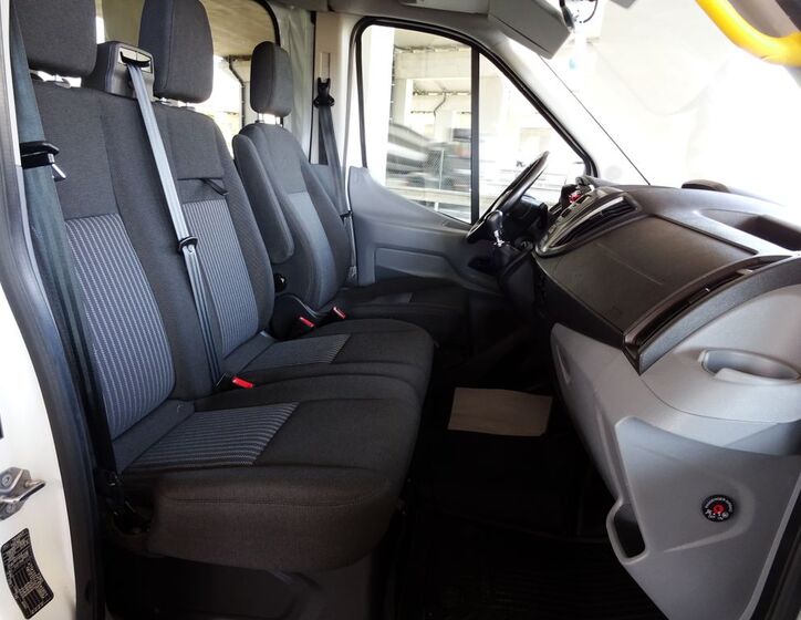 Ford Transit 23