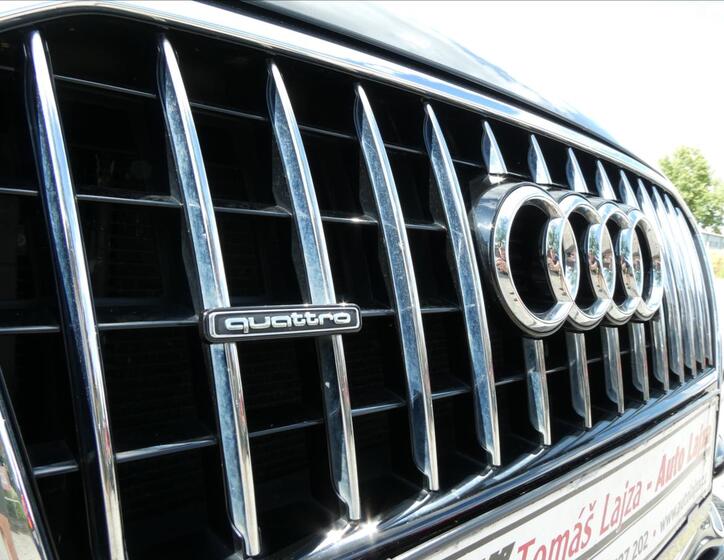 Audi Q5 6
