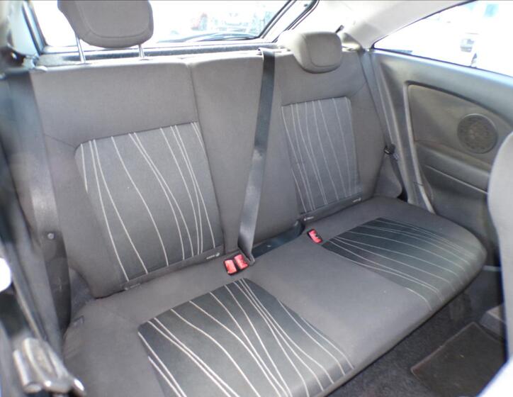 Opel Corsa 16