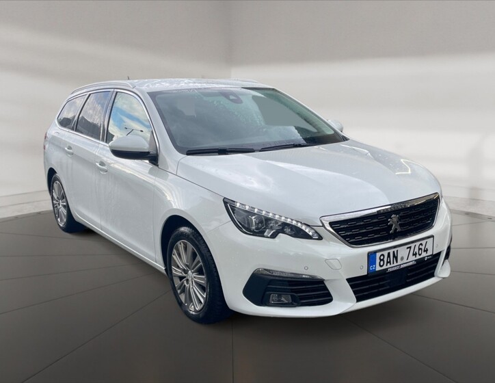Peugeot 308 1