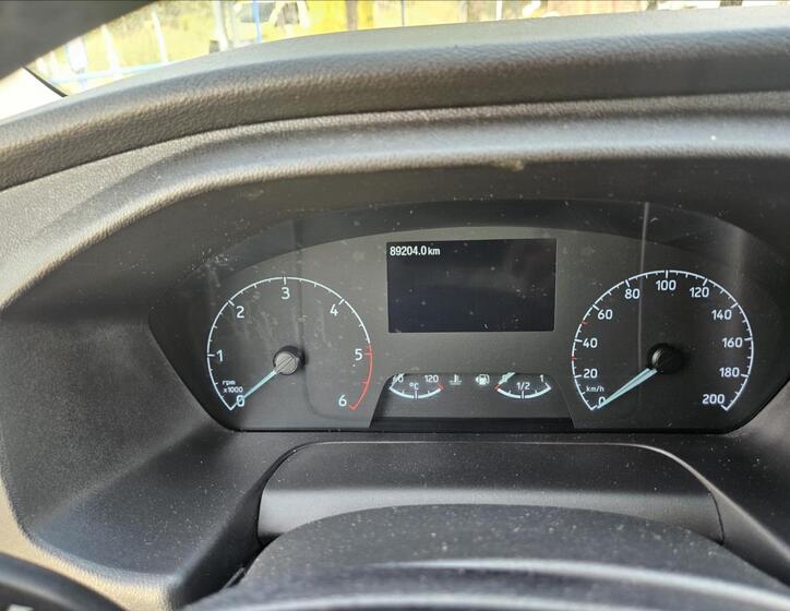 Ford Transit 12