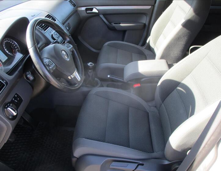 Volkswagen Touran 7