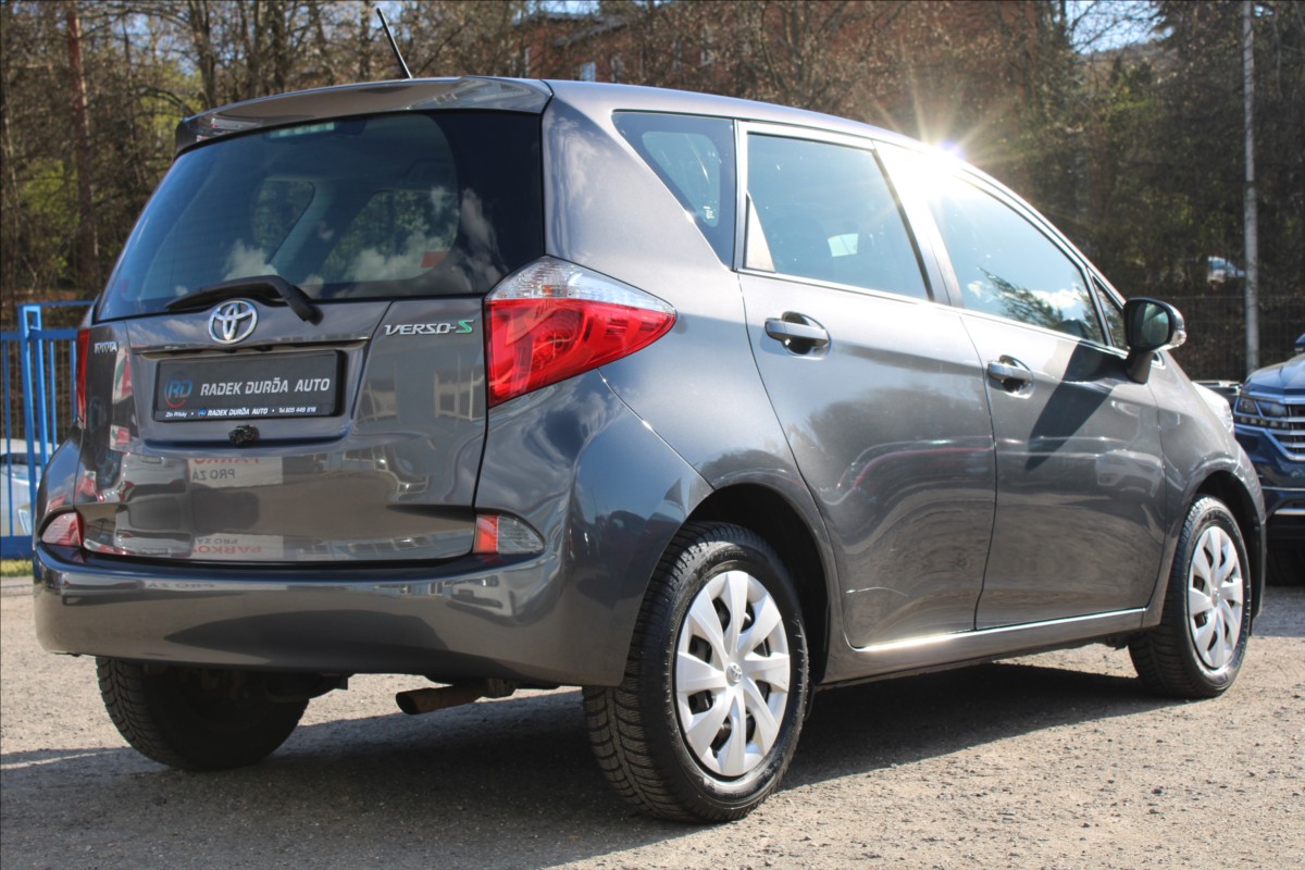Toyota Verso