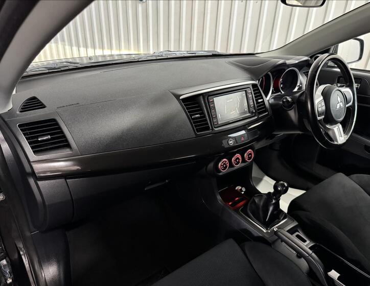 Mitsubishi Lancer 34
