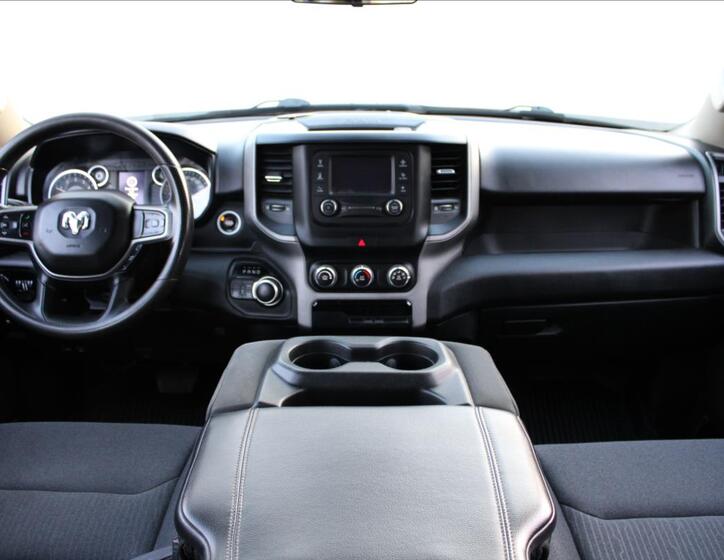Dodge RAM 20