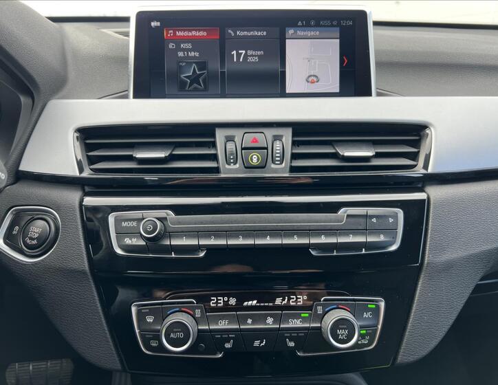 BMW X1 27