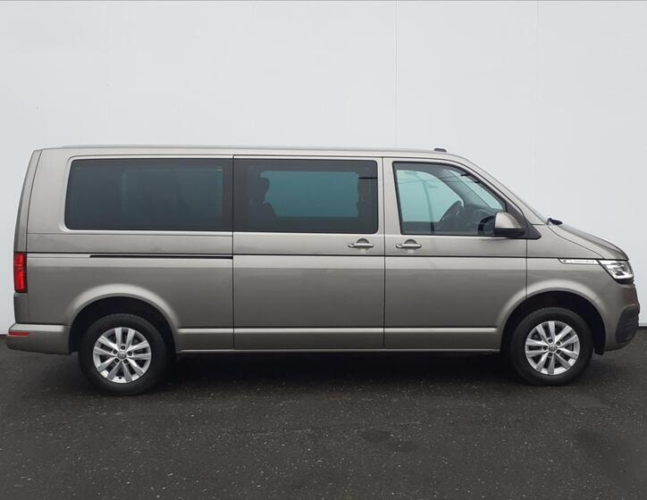 Volkswagen Caravelle 23