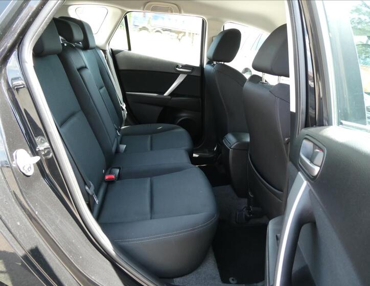 Mazda 3 27
