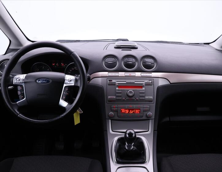 Ford Galaxy 22