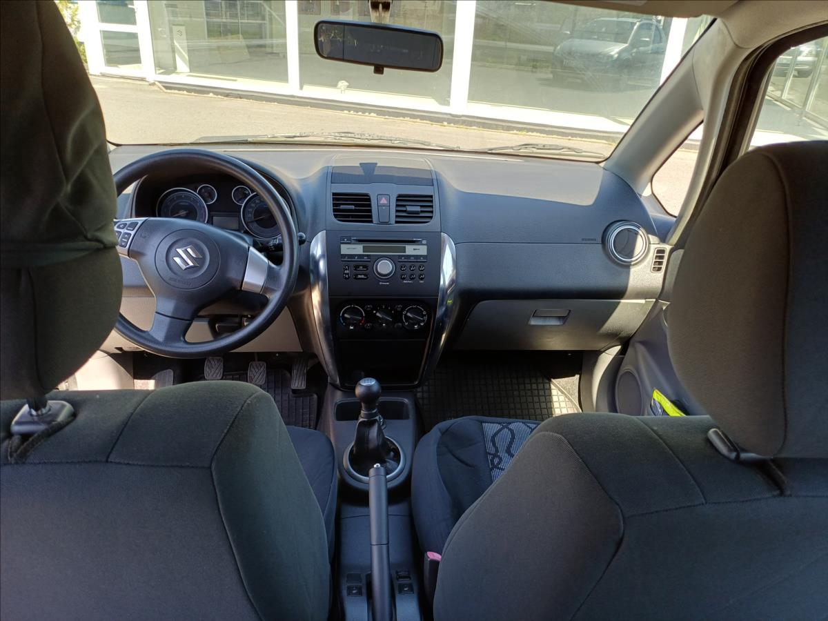 Suzuki SX4