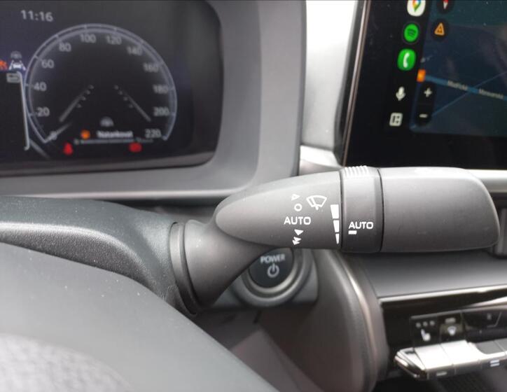 Toyota C-HR 17