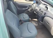 Toyota Yaris 8