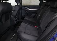 Audi e-tron 13