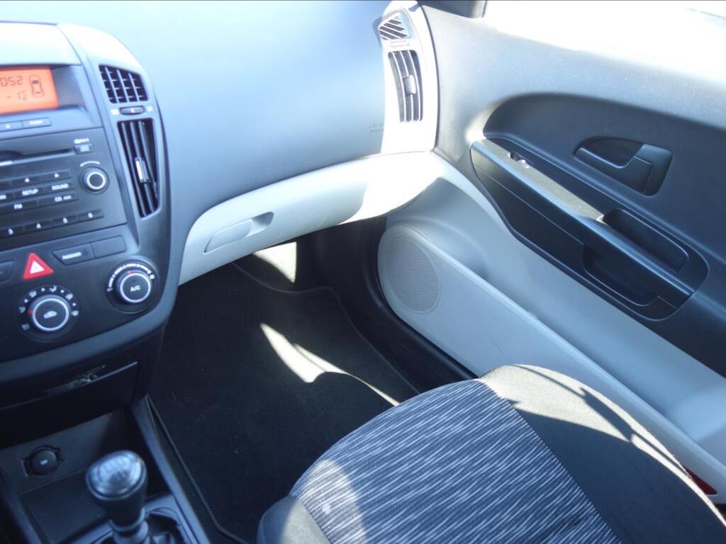 KIA Ceed 26