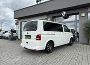 Volkswagen Multivan 8
