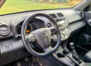 Toyota RAV4 11