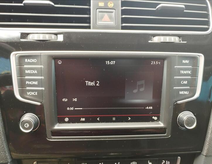 Volkswagen Golf 13