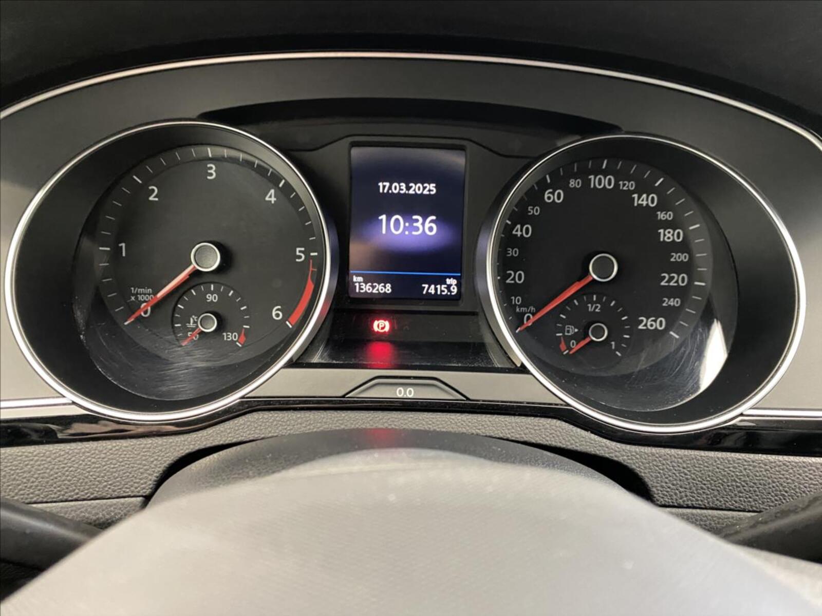 Volkswagen Passat 11