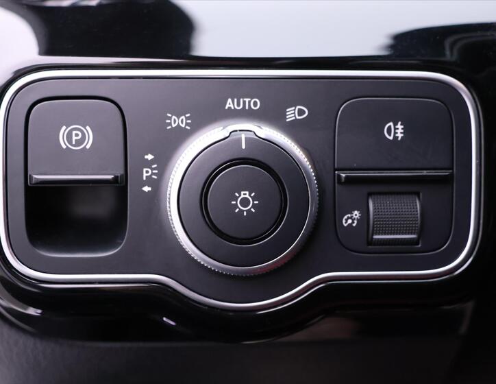 Mercedes-Benz Třídy A 18