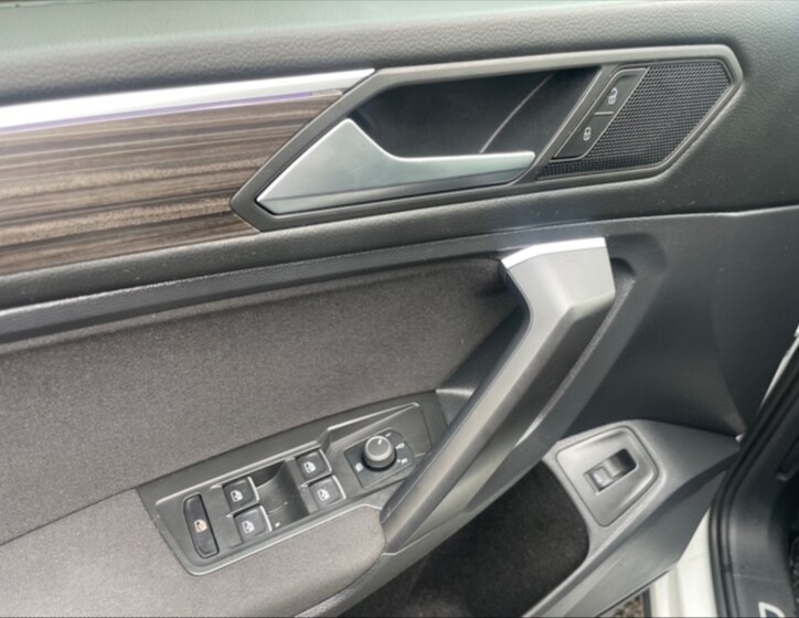 Volkswagen Tiguan 11