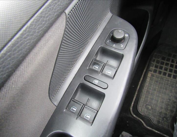 Volkswagen Golf 22