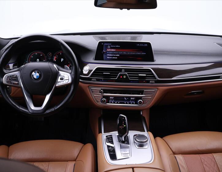 BMW Řada 7 45