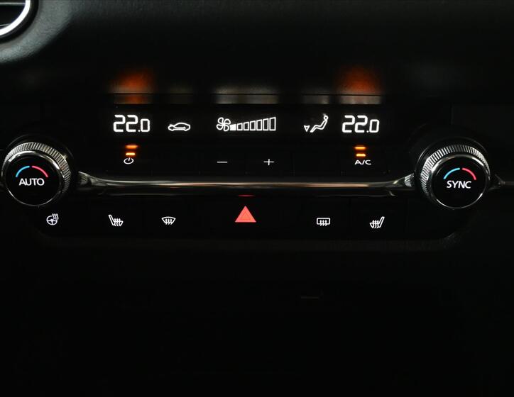 Mazda CX-30 23