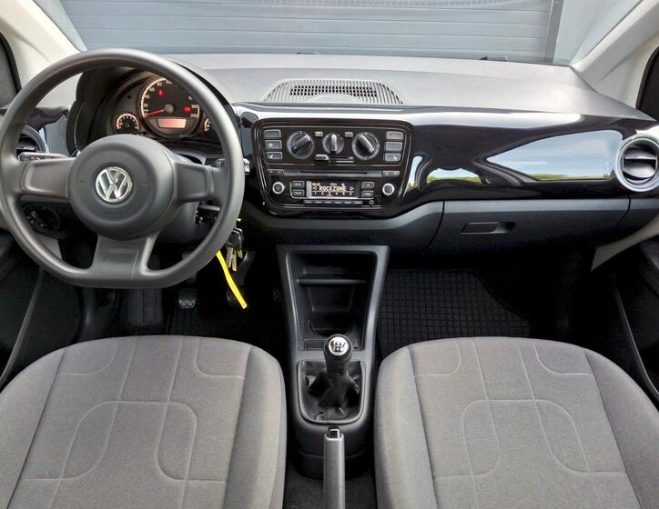 Volkswagen up! 5