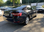 Škoda Superb 8