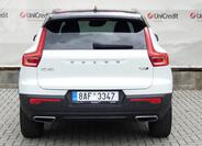 Volvo XC40 4