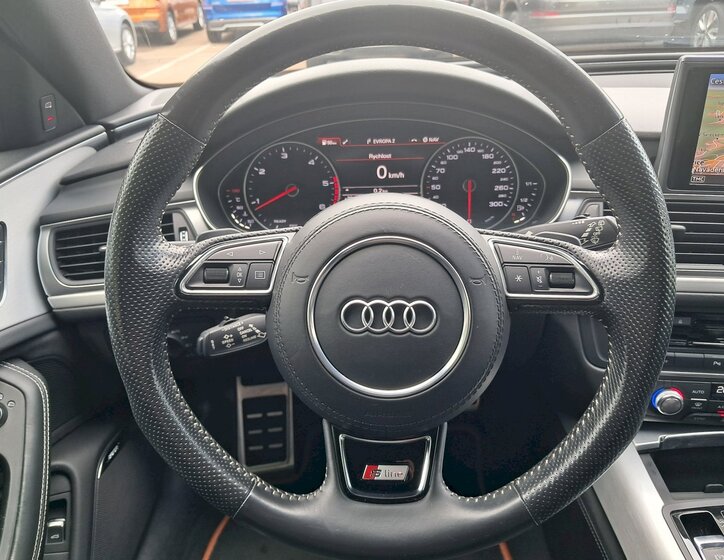 Audi A6 6