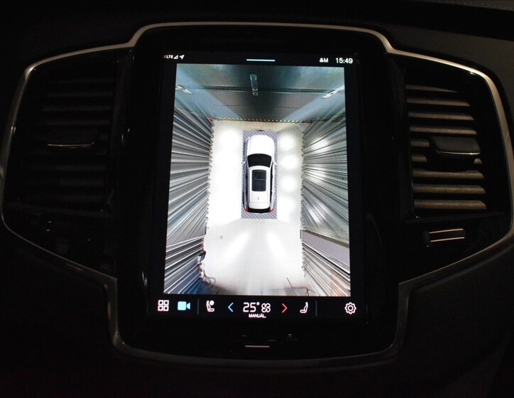 Volvo XC90 23