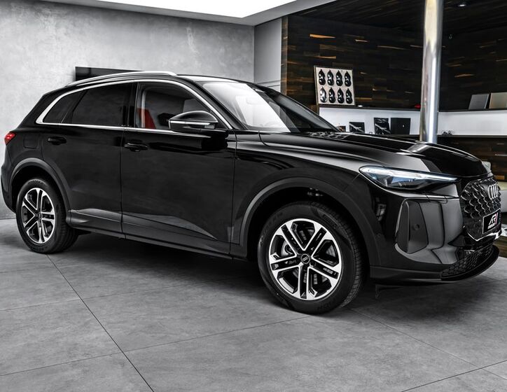 Audi Q5 4