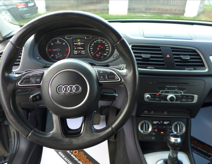 Audi Q3 17