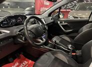 Peugeot 2008 9