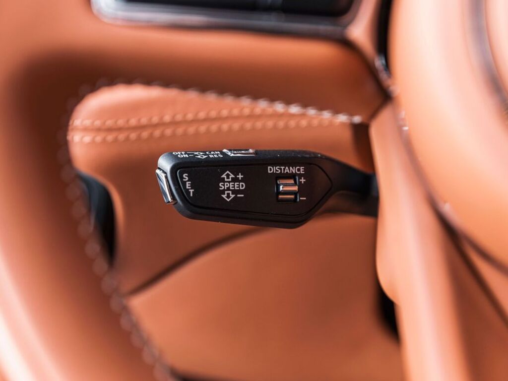 Bentley Bentayga 25
