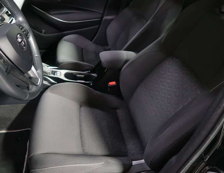 Toyota Corolla 9